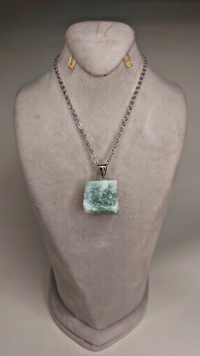 گردنبند راف سنگ اونتورین