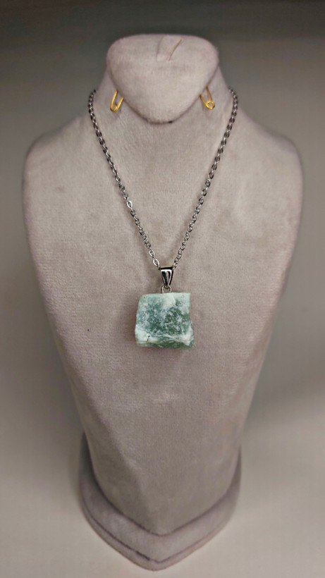 گردنبند راف سنگ اونتورین