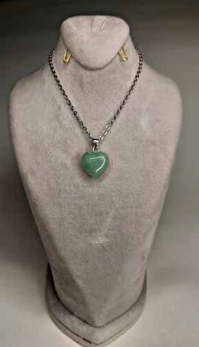 گردنبند قلب سنگ اونتورین