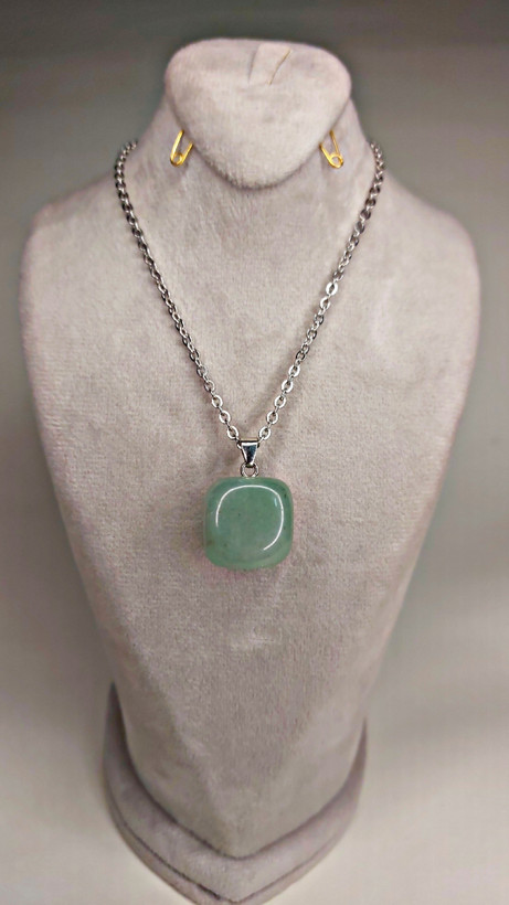 گردنبند سنگ اونتورین