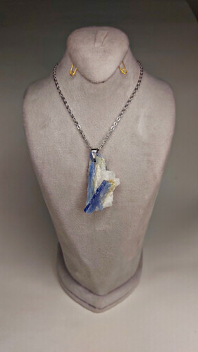 گردنبند راف سنگ کیانیت