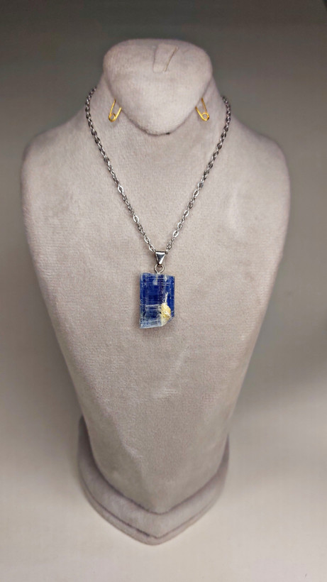 گردنبند راف سنگ کیانیت