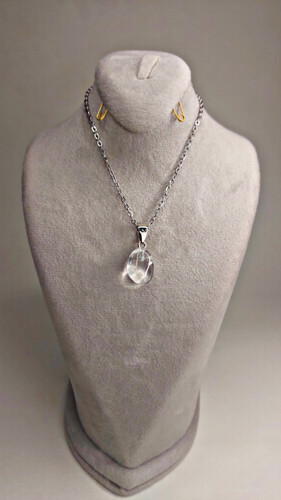 گردنبند سنگ کوارتز شفاف