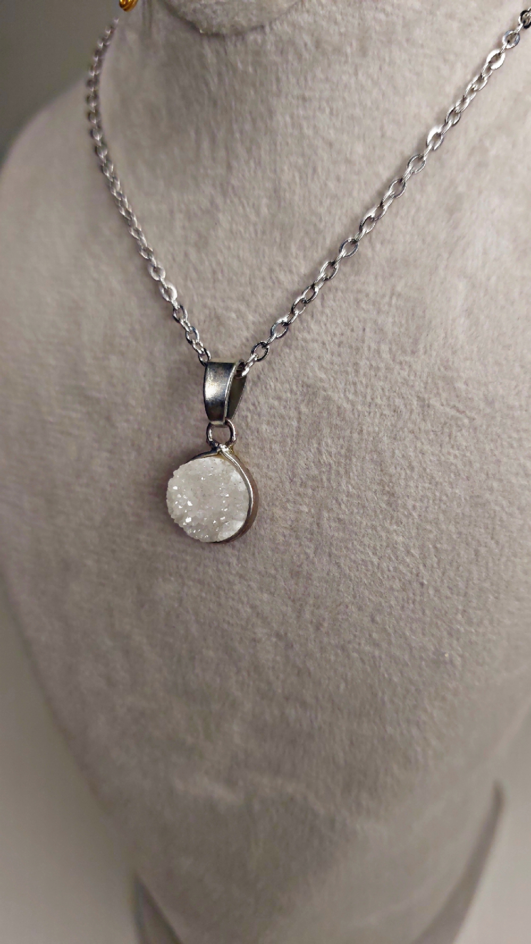 گردنبند کریستال کوارتز