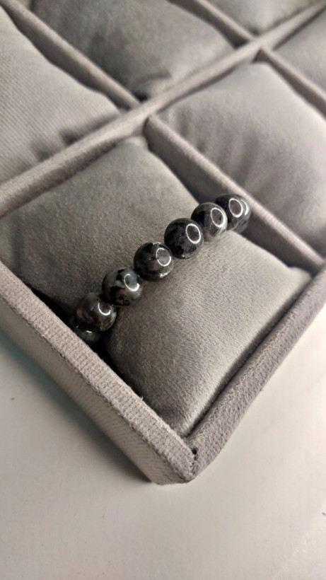 دستبند سنگ لارویکیت