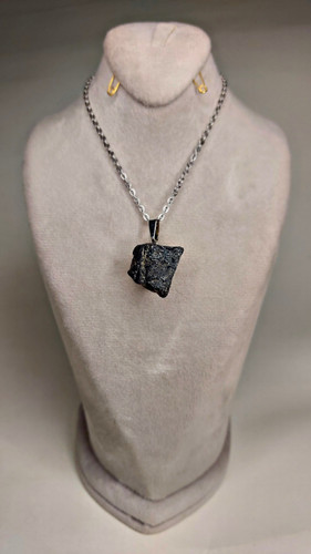 گردنبند سنگ تورمالین سیاه