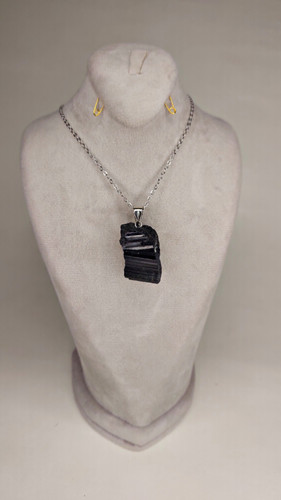 گردنبند سنگ تورمالین سیاه