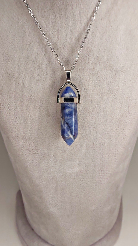 گردنبند سنگ سودالیت