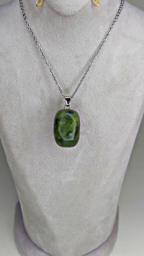 گردنبند سنگ Jade