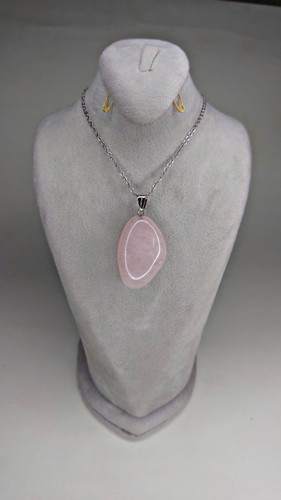 گردنبند سنگ رزکوارتز