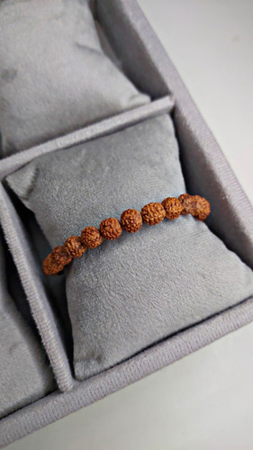 دستبند رودراکشا