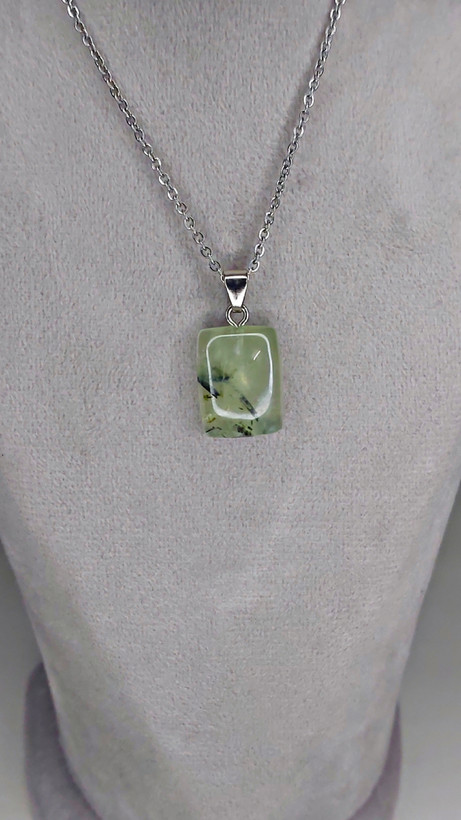 گردنبند سنگ Prehnite