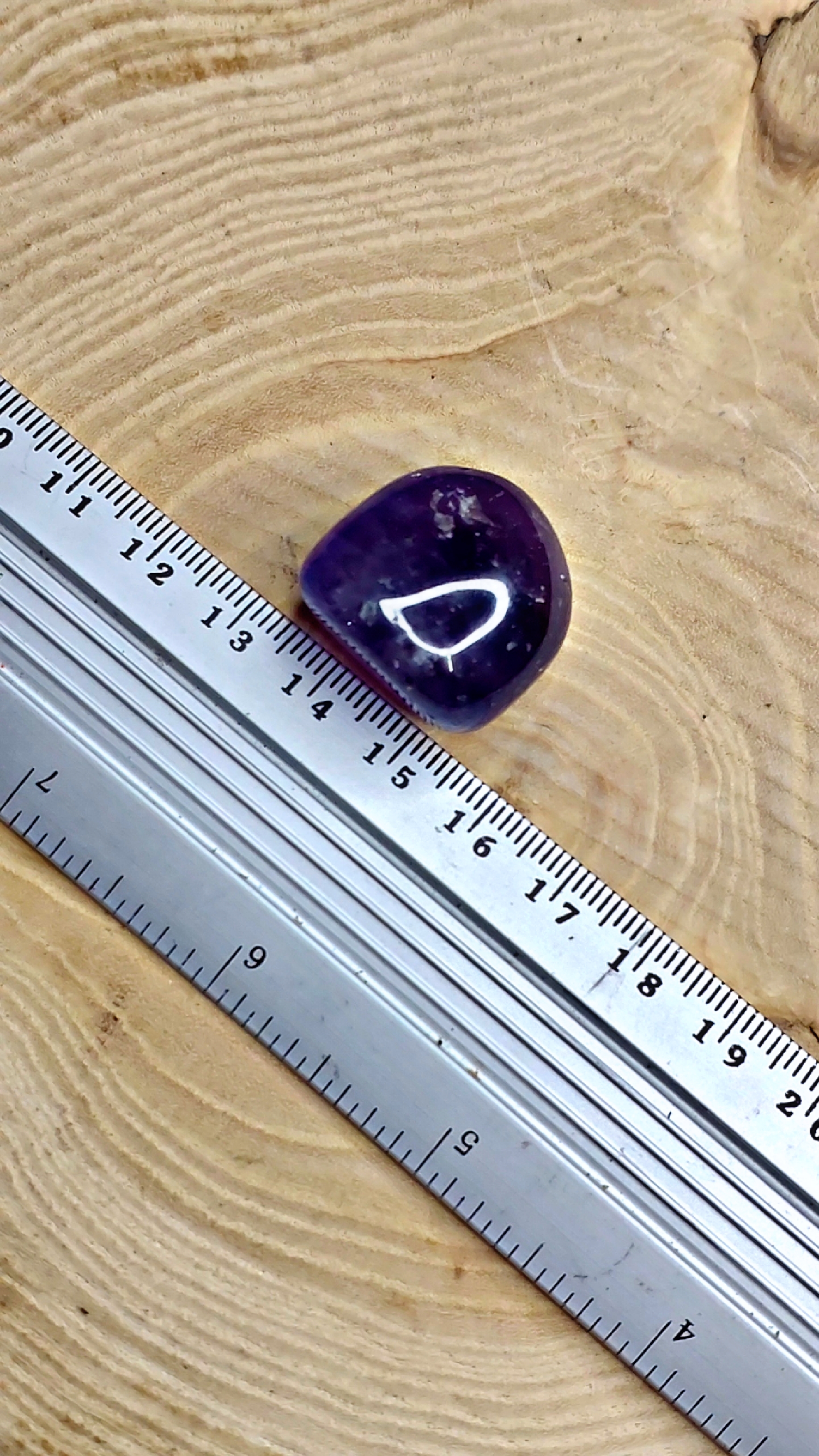 سنگ آمیتیست